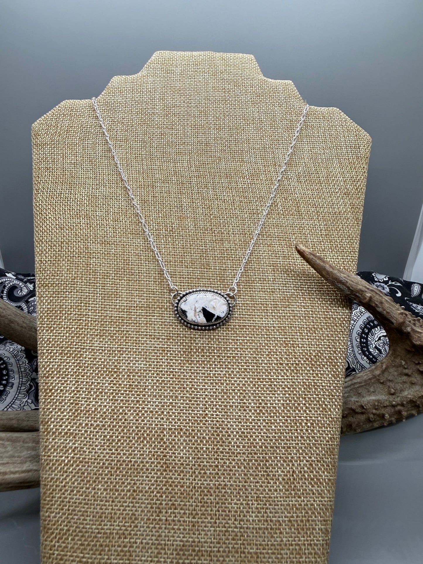 White Buffalo Oval Bar Necklace